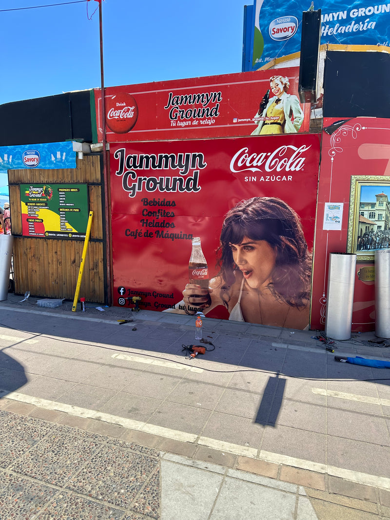 Caja de luz instalada en local comercial Concepción - IMPREGNA Publicidad